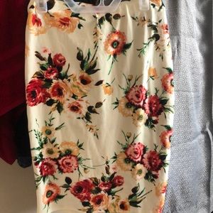 Floral skirt sz 1xl